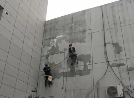 秦皇岛市楼顶漏水维修公司分享下秦皇岛市外墙防水的注意事项