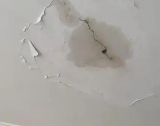秦皇岛市阳台漏水维修公司分享下屋面防水工程质量问题原因分析